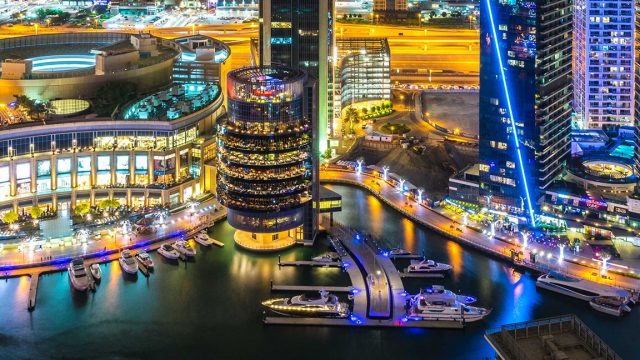 Dubai Pros and Cons: Is Visiting Dubai A Bad Idea