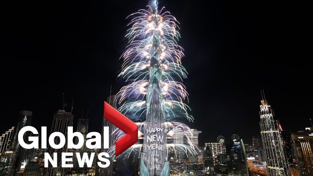 Video: Breathtaking Burj Khalifa New Year Fireworks 2022 – Pleasantly Overwhelming & Causing Goosebumps